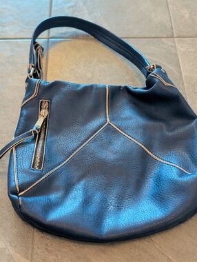 Women’s Navy Blue Hobo Bag – Classic Everyday Style